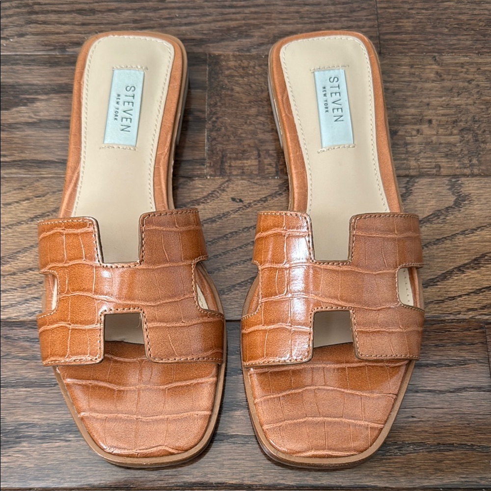 Steve Madden Hadyn Sandals